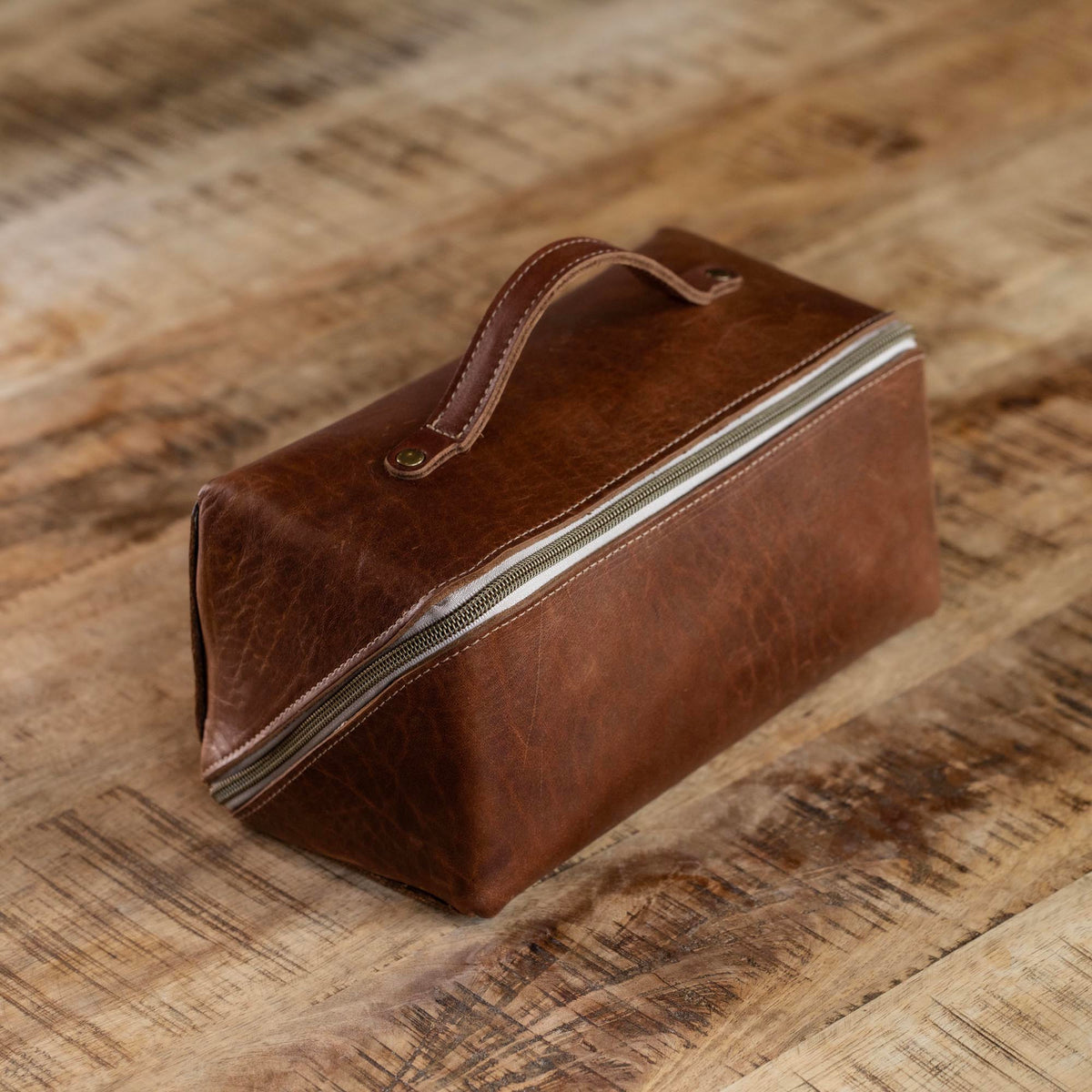 The No. 307 Porter Dopp Kit – Full Grain Leather Toiletry Bag
