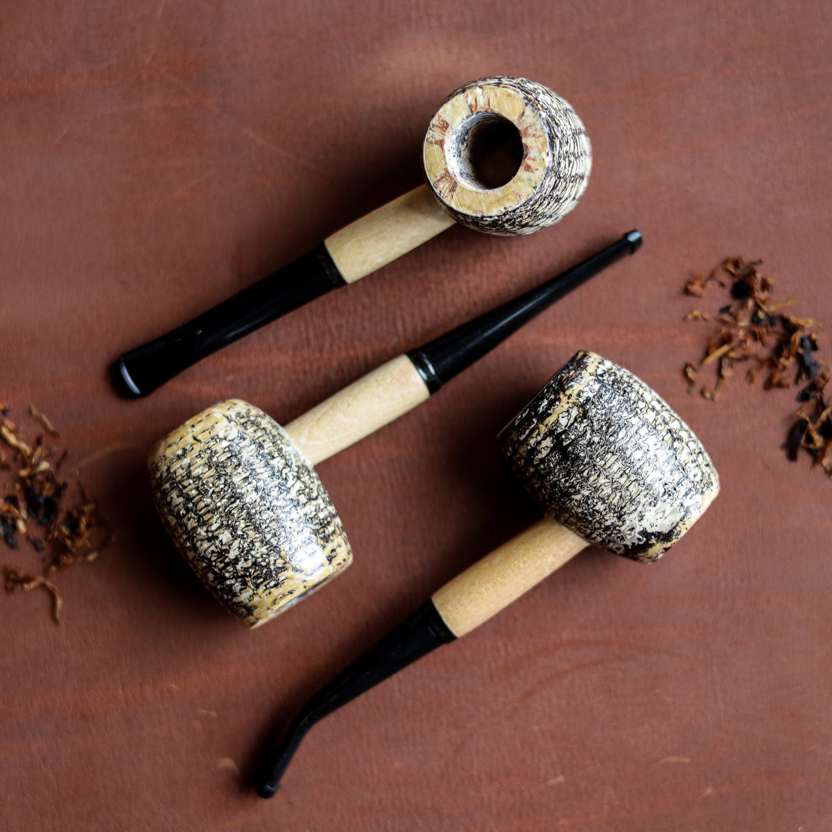 Country Gentleman Corn Cob Pipe - Missouri Meerschaum - Holtz Leather