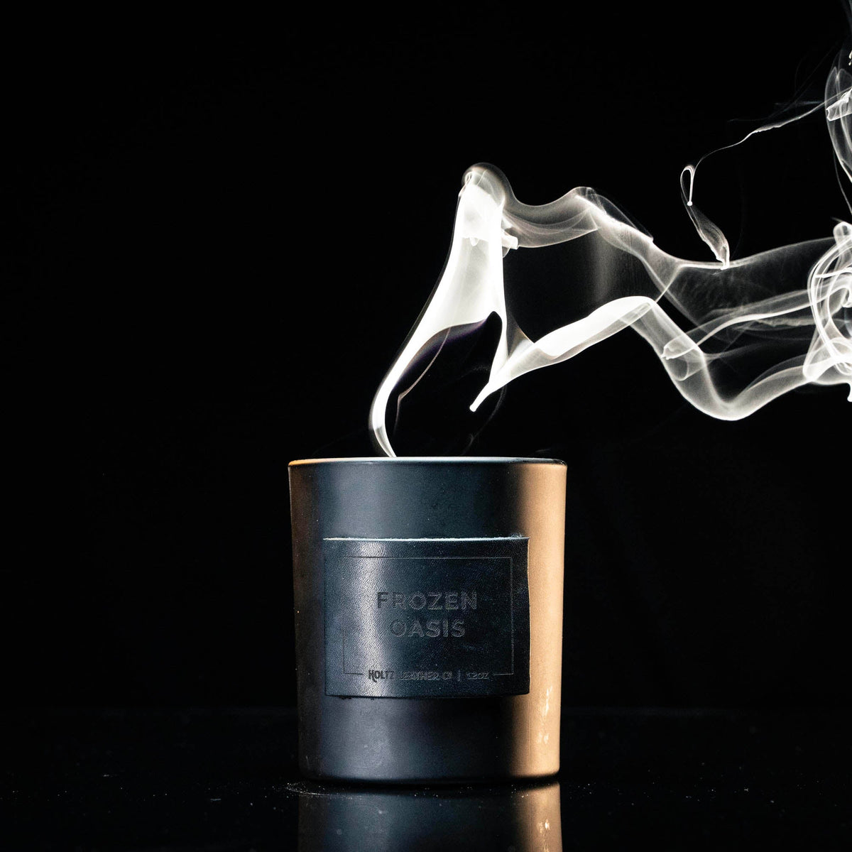 Frozen Oasis - Smolder Luxe Masculine Scented Leather Patch Candle - Holtz Leather