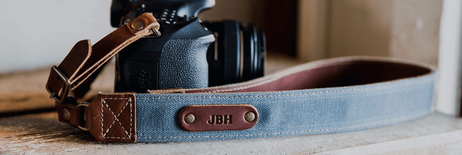 Camera Straps - Holtz Leather