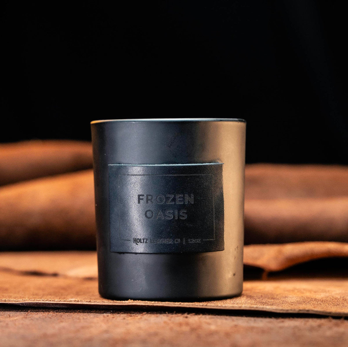 Frozen Oasis - Smolder Luxe Masculine Scented Leather Patch Candle - Holtz Leather