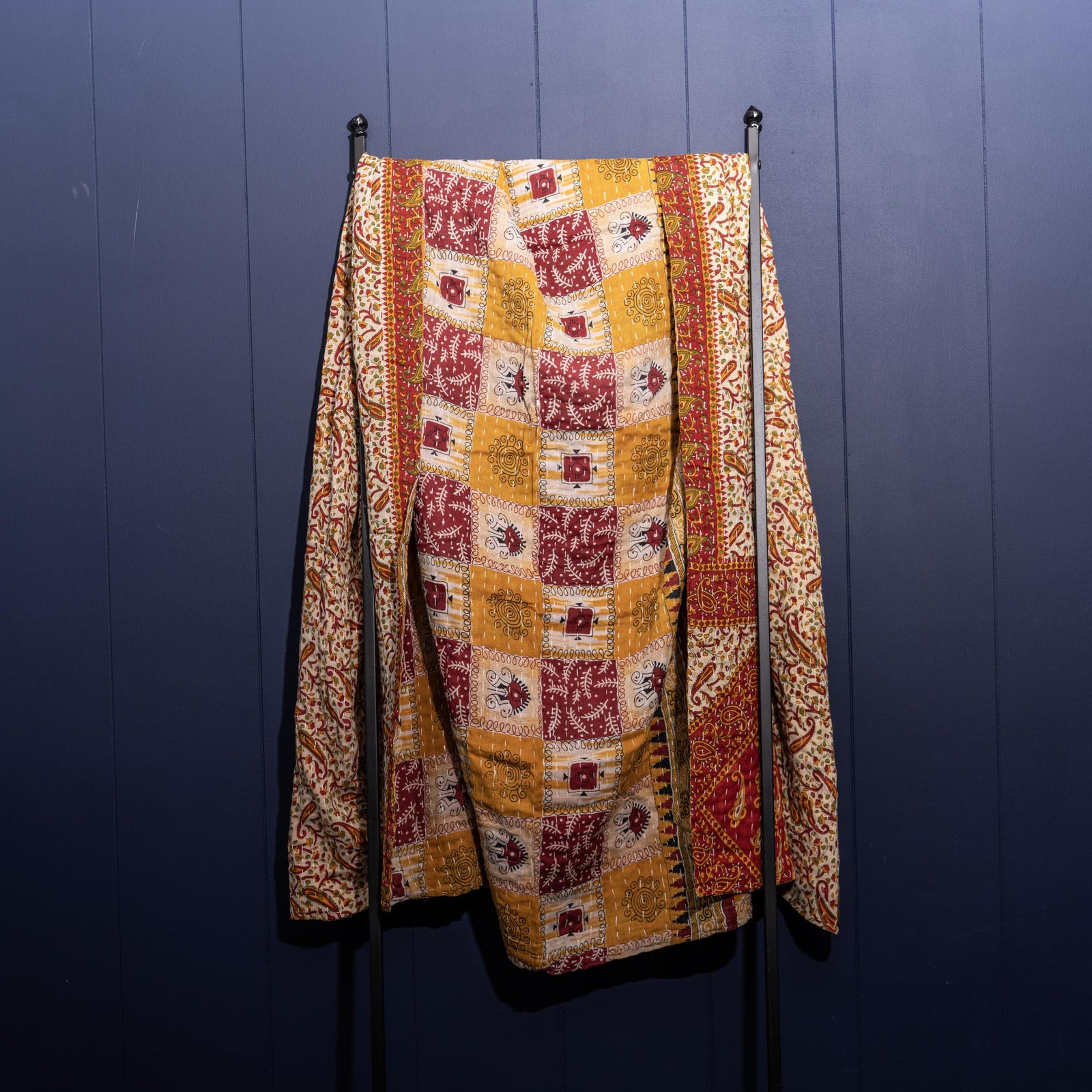 Kantha India Blanket One - of - a - Kind Handcrafted Quilted Pattern Throw – No. K - 00638 - Holtz Leather