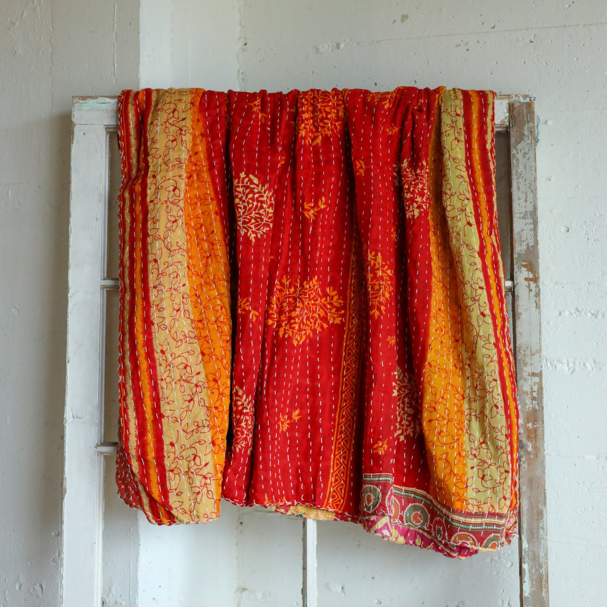 Kantha India Blanket One-of-a-Kind Handcrafted Quilted Pattern Throw – No. K-00661 - Holtz Leather