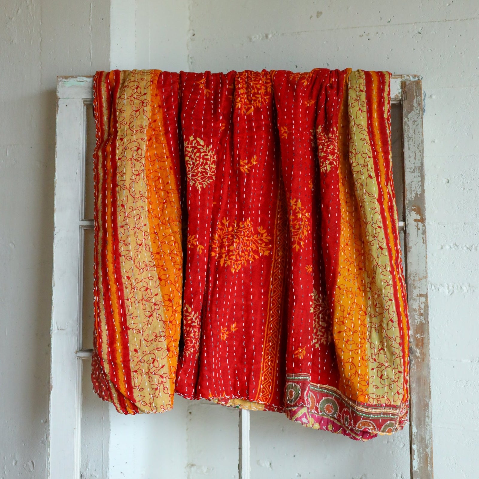 Kantha India Blanket One-of-a-Kind Handcrafted Quilted Pattern Throw – No. K-00661 - Holtz Leather