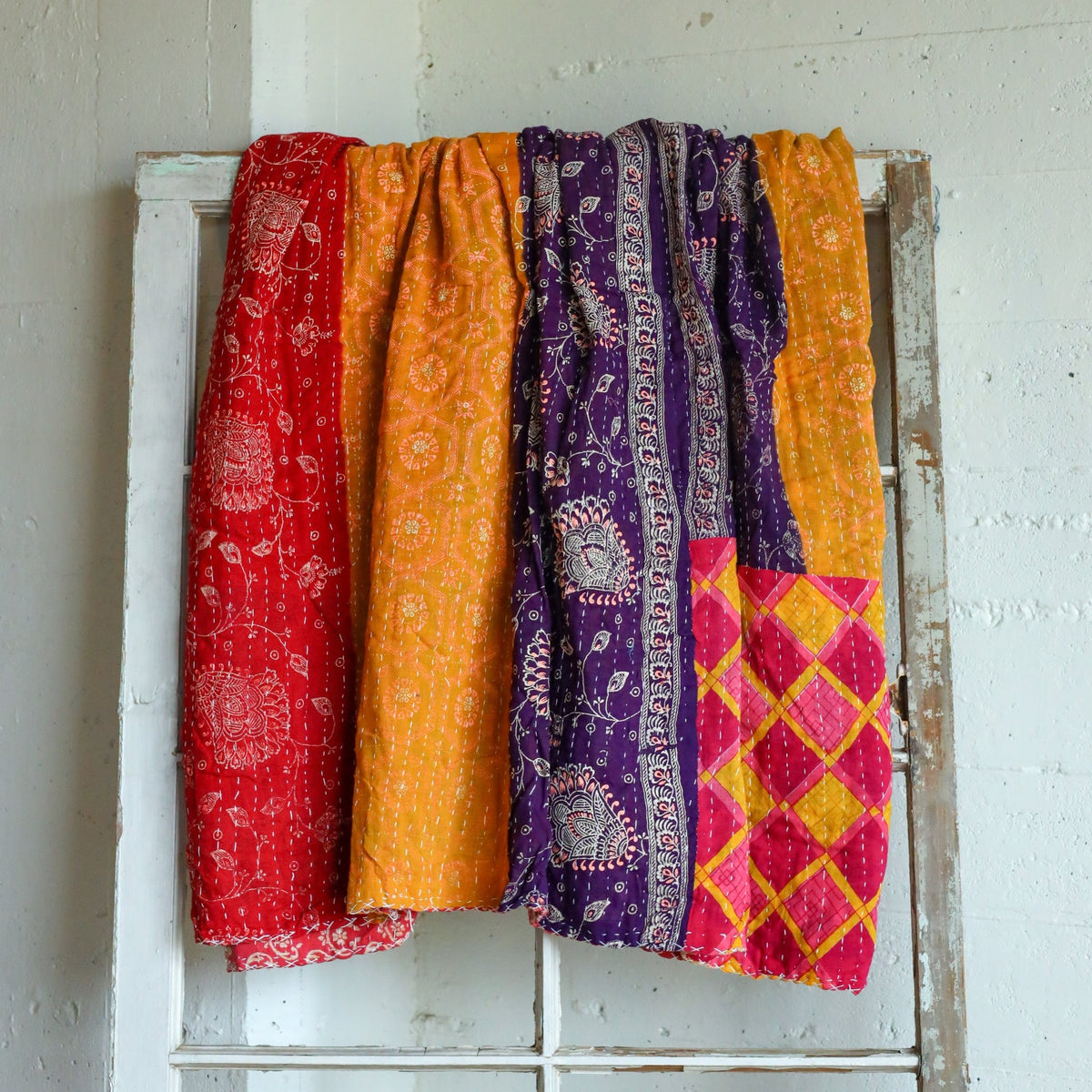 Kantha India Blanket One-of-a-Kind Handcrafted Quilted Pattern Throw – No. K-00663 - Holtz Leather