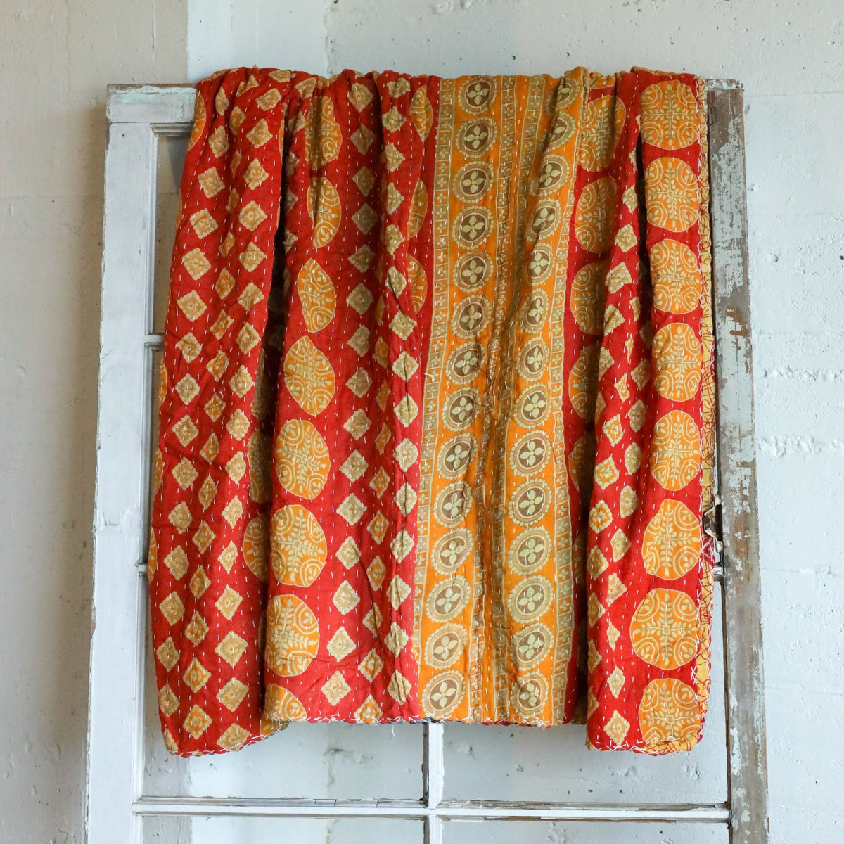 Kantha India Blanket One-of-a-Kind Handcrafted Quilted Pattern Throw – No. K-00667 - Holtz Leather