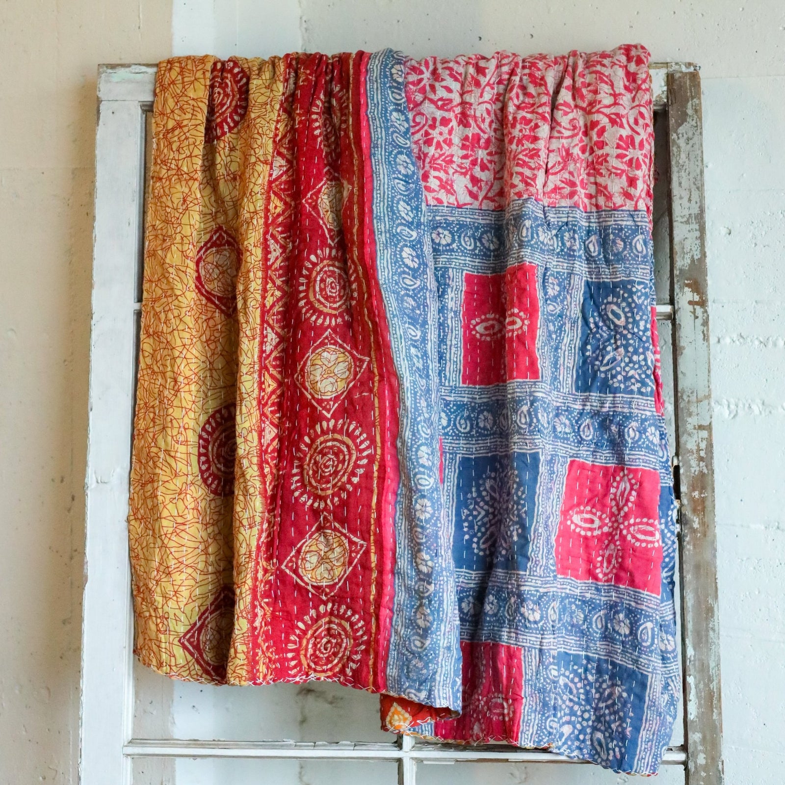 Kantha India Blanket One-of-a-Kind Handcrafted Quilted Pattern Throw – No. K-00667 - Holtz Leather