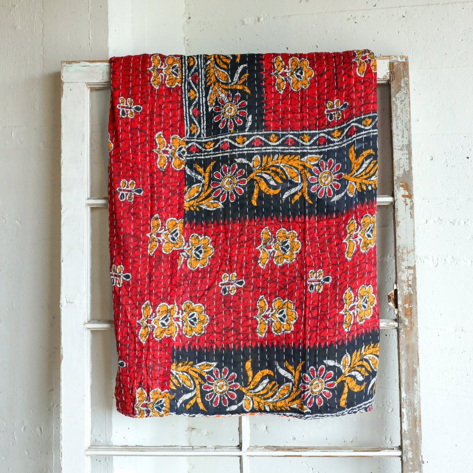 Kantha India Blanket One-of-a-Kind Handcrafted Quilted Pattern Throw – No. K-00673 - Holtz Leather
