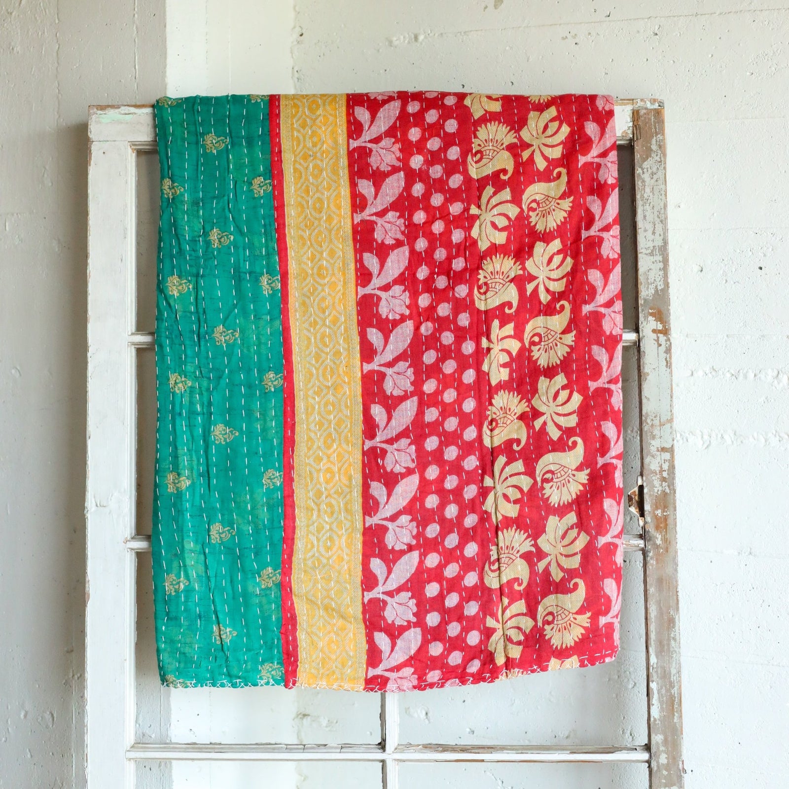 Kantha India Blanket One-of-a-Kind Handcrafted Quilted Pattern Throw – No. K-00674 - Holtz Leather