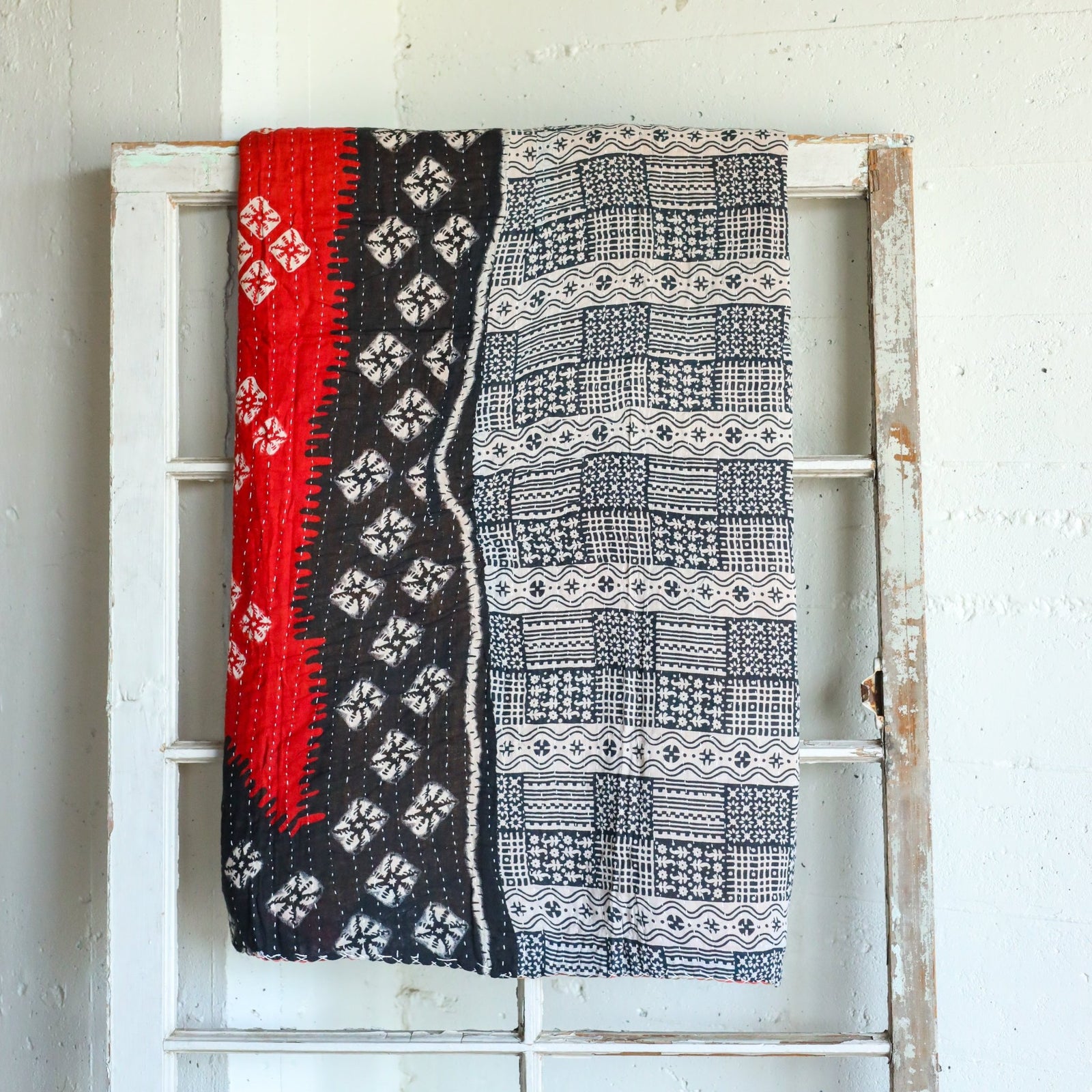 Kantha India Blanket One-of-a-Kind Handcrafted Quilted Pattern Throw – No. K-00677 - Holtz Leather