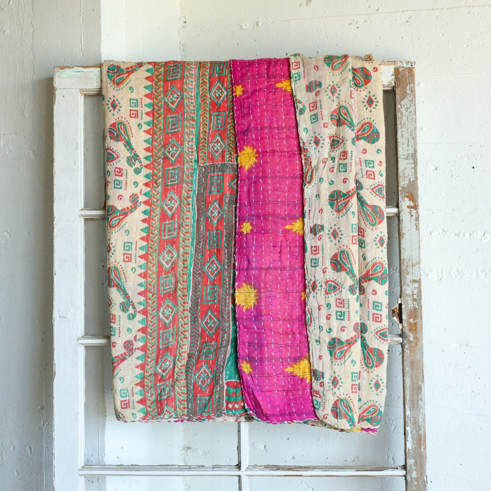 Kantha India Blanket One-of-a-Kind Handcrafted Quilted Pattern Throw – No. K-00679 - Holtz Leather