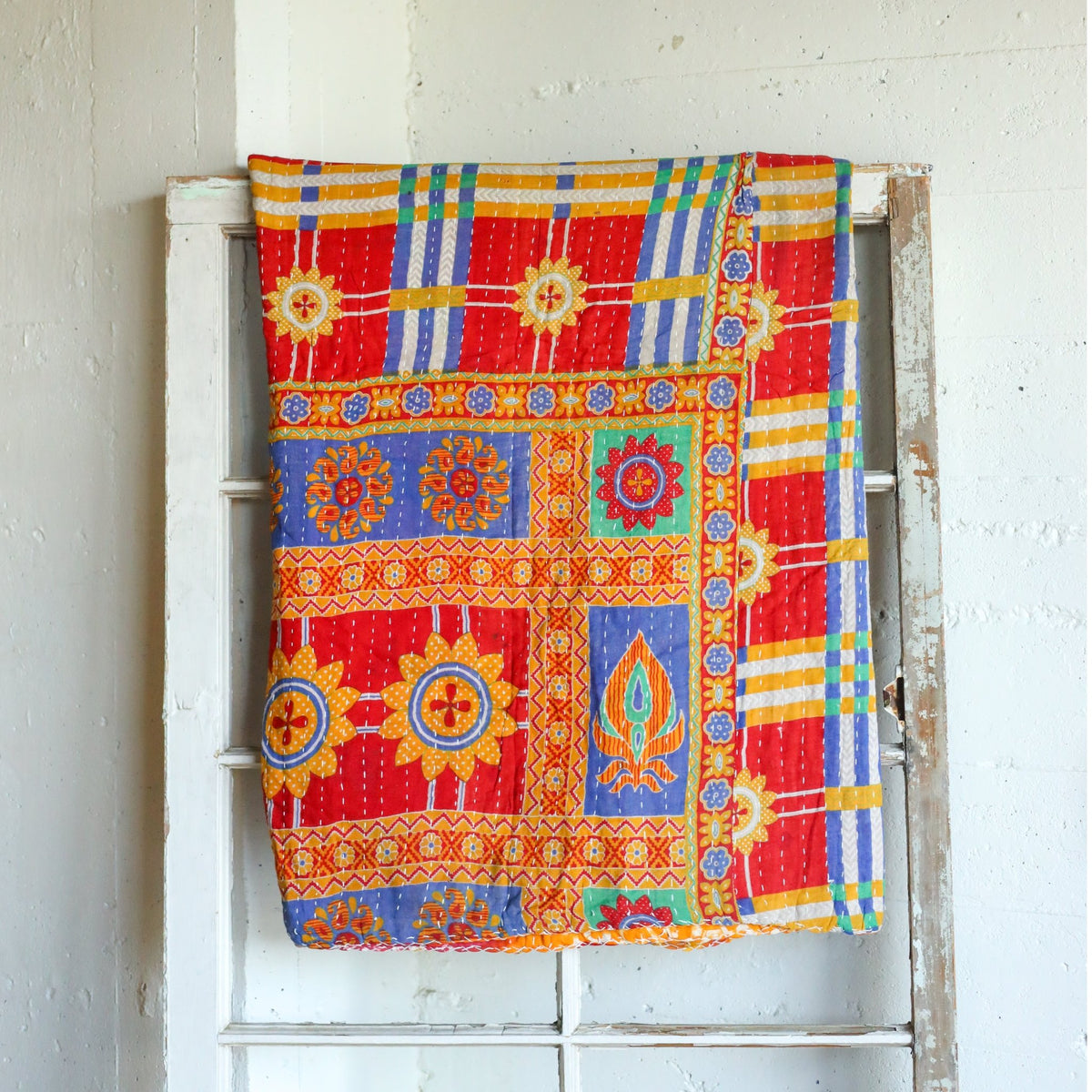 Kantha India Blanket One-of-a-Kind Handcrafted Quilted Pattern Throw – No. K-00682 - Holtz Leather