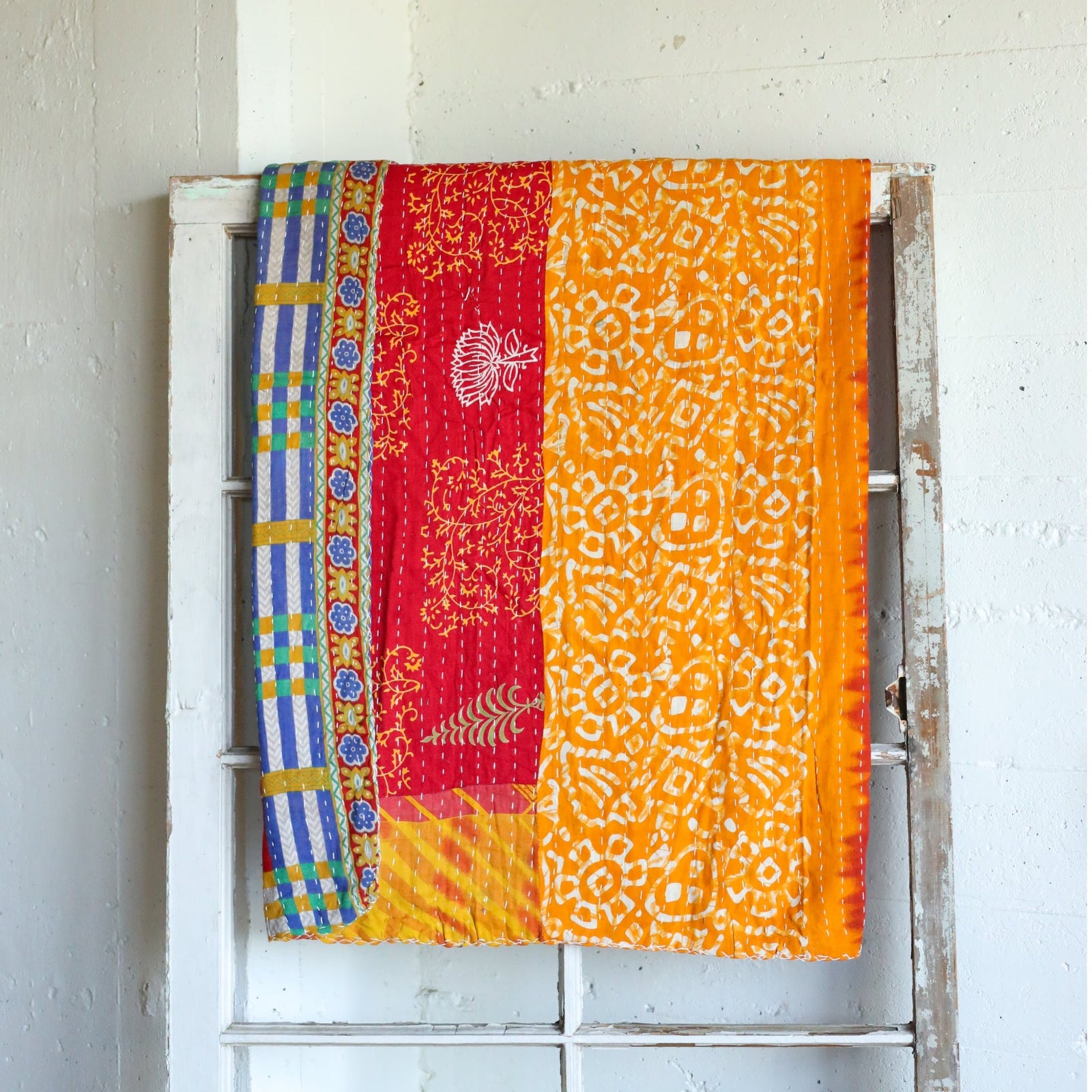 Kantha India Blanket One-of-a-Kind Handcrafted Quilted Pattern Throw – No. K-00682 - Holtz Leather