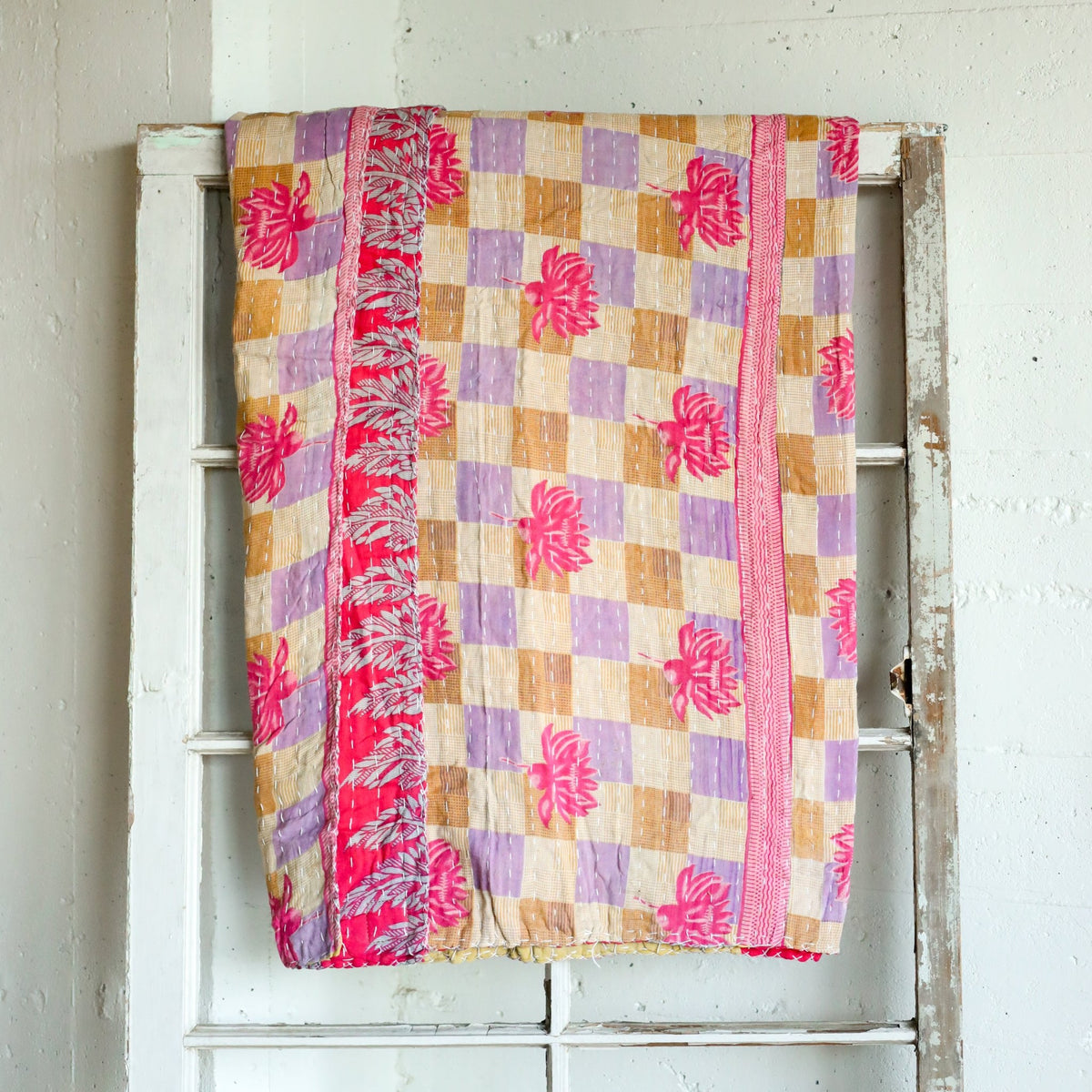 Kantha India Blanket One-of-a-Kind Handcrafted Quilted Pattern Throw – No. K-00696 - Holtz Leather