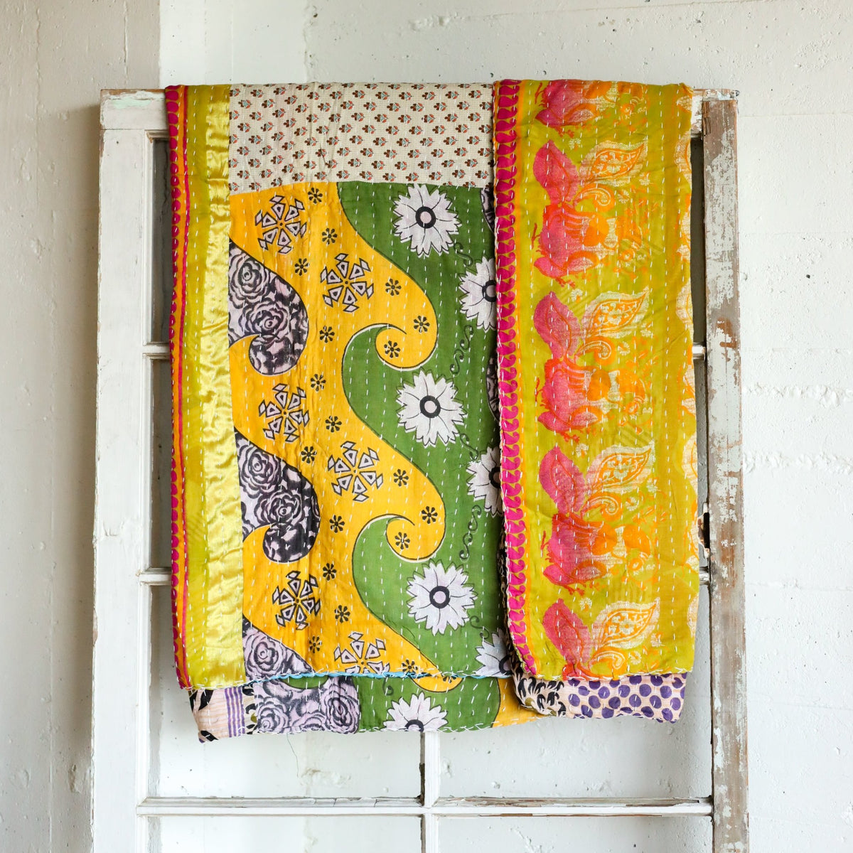 Kantha India Blanket One-of-a-Kind Handcrafted Quilted Pattern Throw – No. K-00697 - Holtz Leather