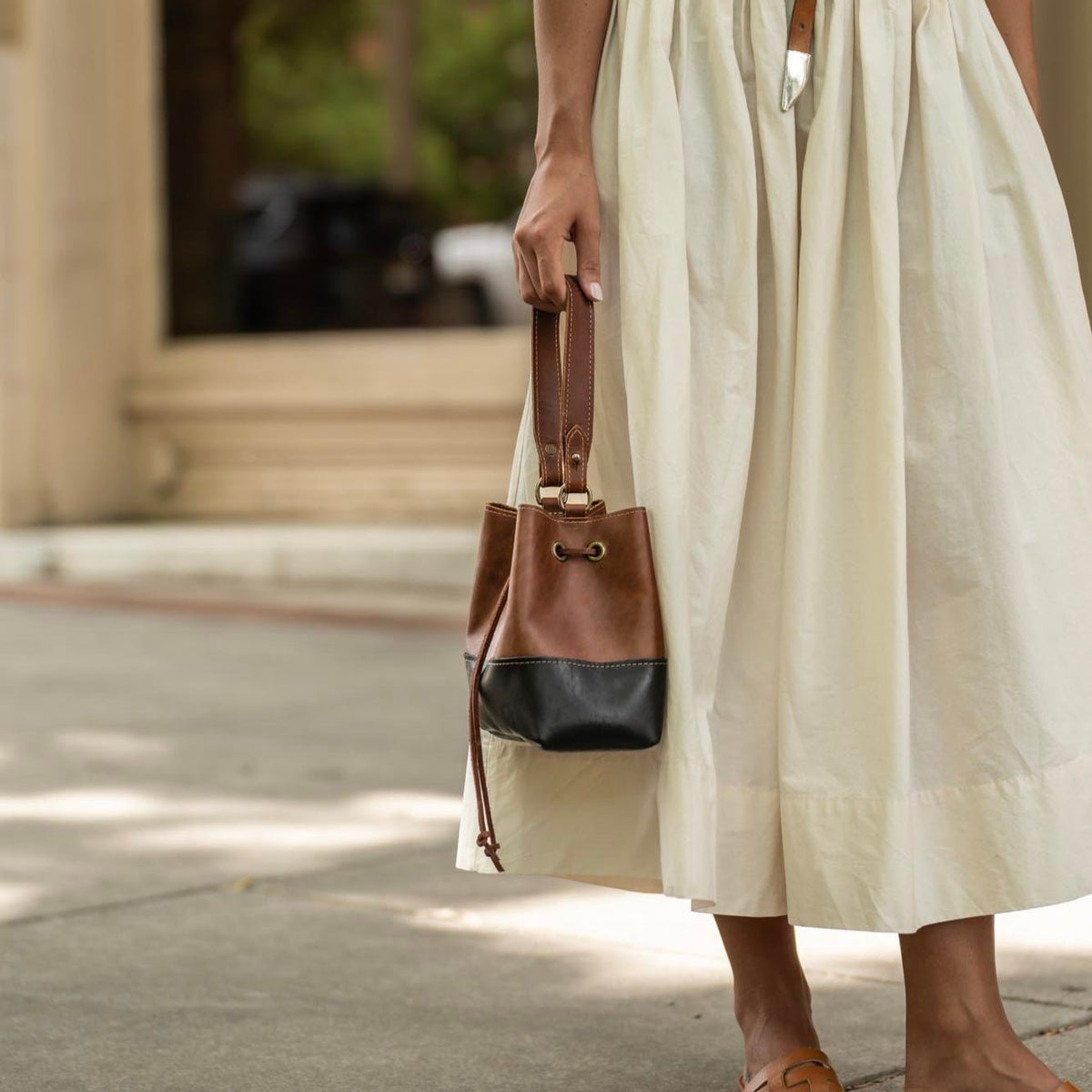 The Abigail Fine Leather Bucket Bag Purse - Holtz Leather