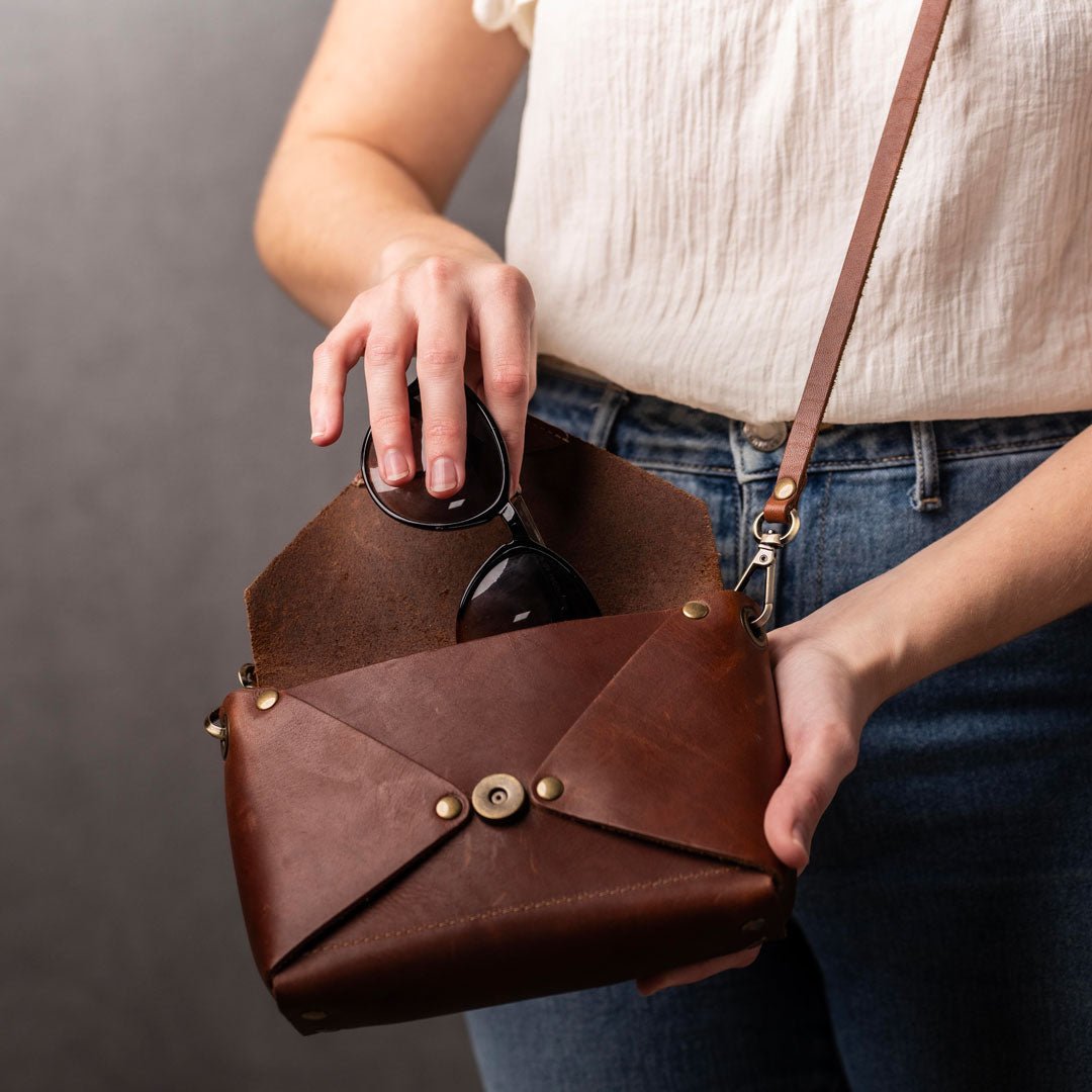 The Cecilia 2.0 - Fine Leather Envelope Purse with Adjustable 3 in 1 Strap - Holtz Leather