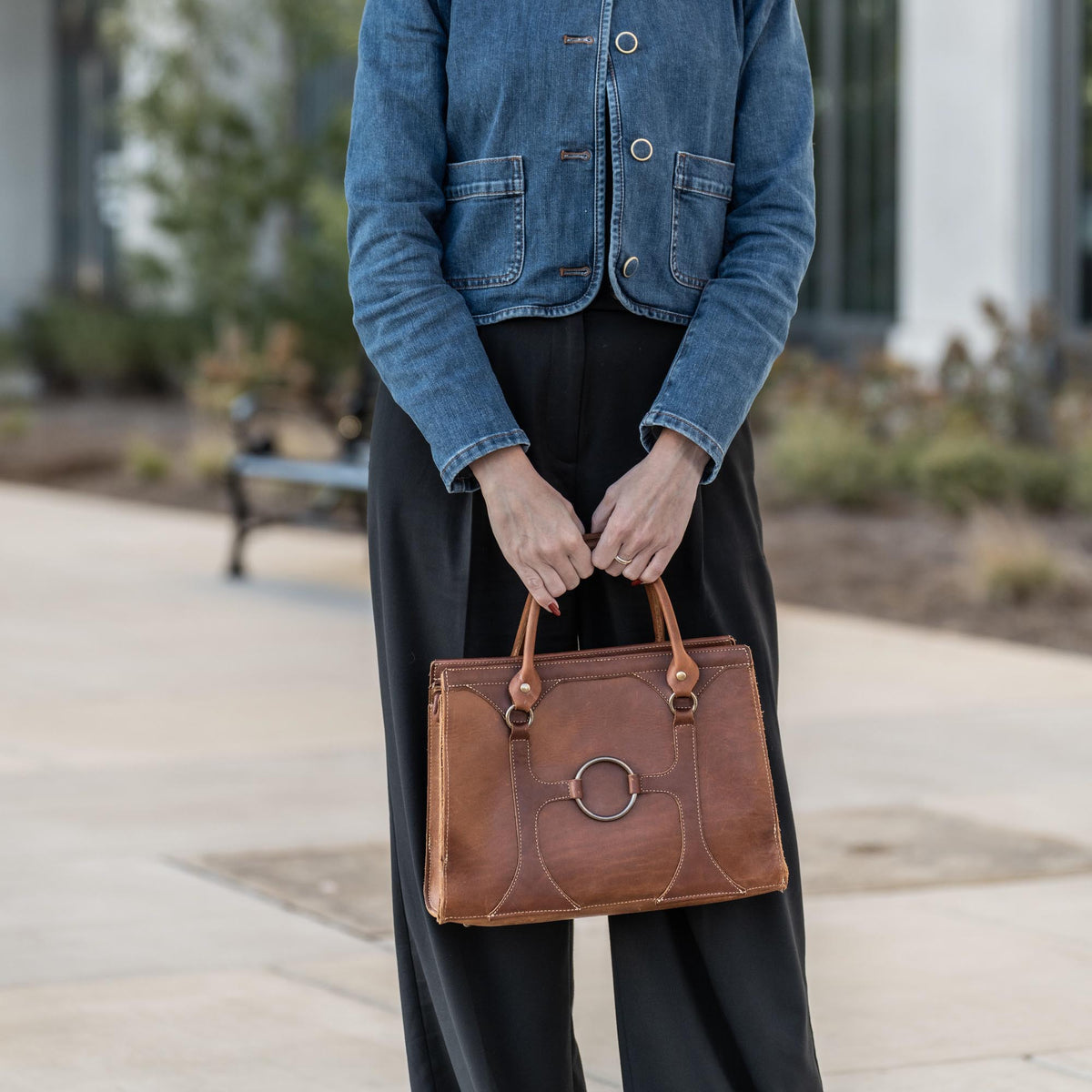 The Ellie Fine Leather Structured Women's Handbag and Crossbody Purse - Holtz Leather