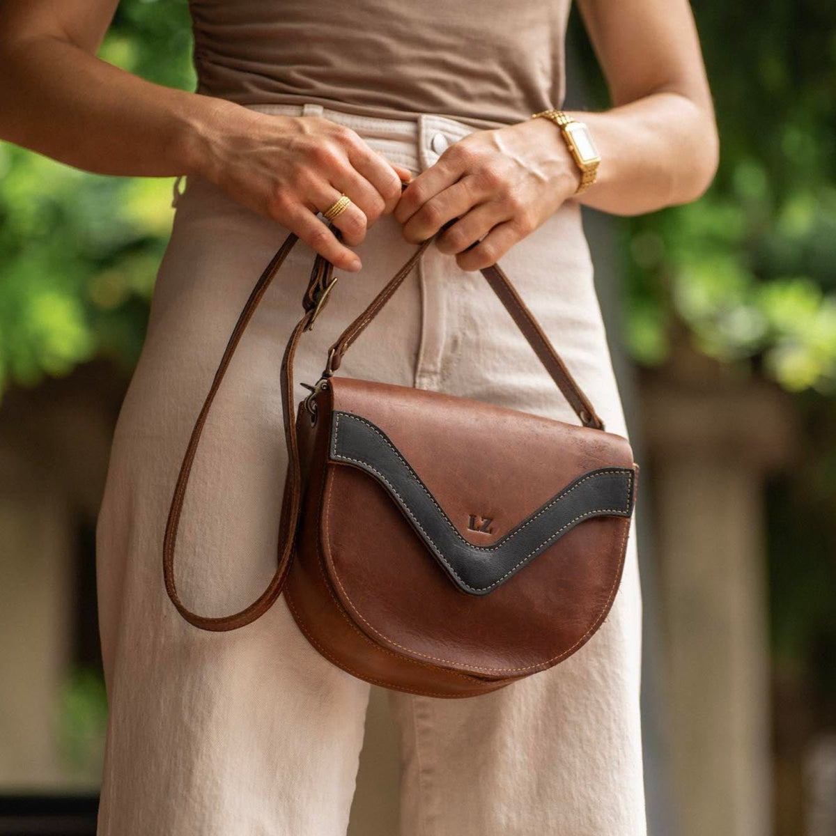 The Evelyn Fine Leather Double Compartment Crossbody Purse - Holtz Leather