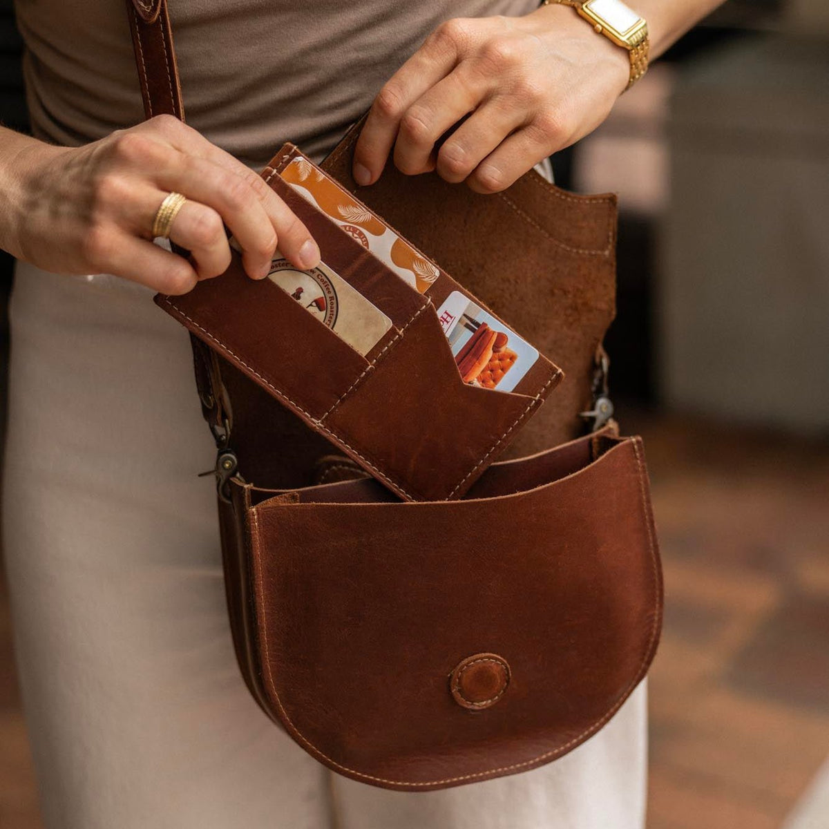 The Evelyn Fine Leather Double Compartment Crossbody Purse - Holtz Leather