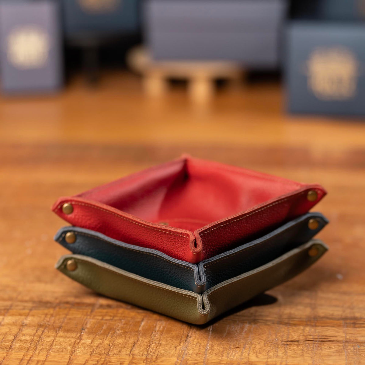 The Monticello Fine Leather Personalized Desk Valet Caddy Tray for Dresser or Office Gift - Holtz Leather