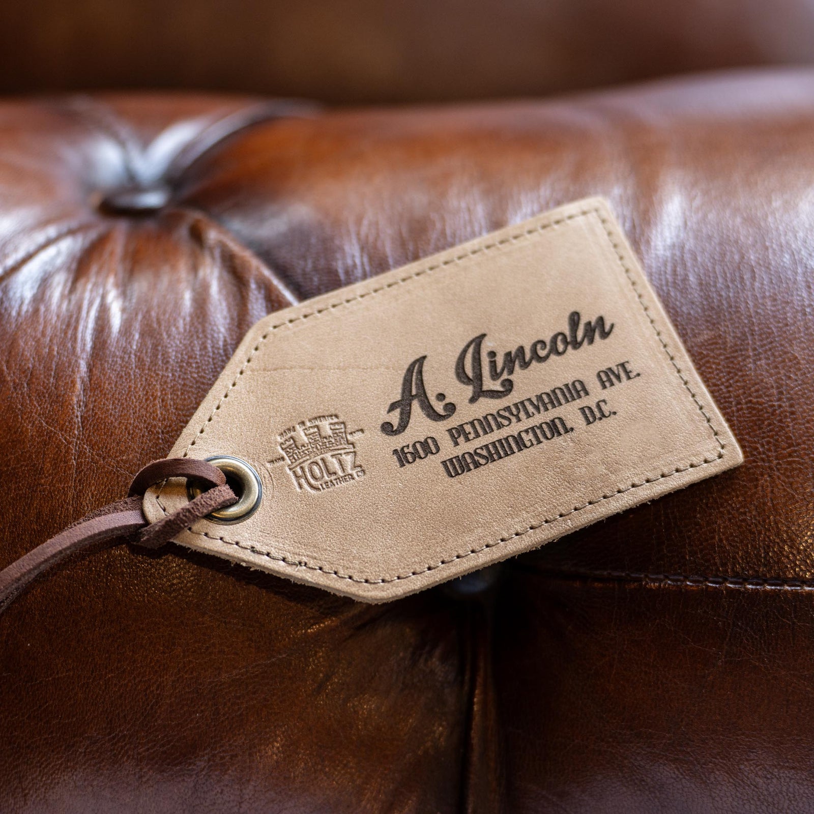 The Traveler Fine Leather Luggage Tag - Holtz Leather