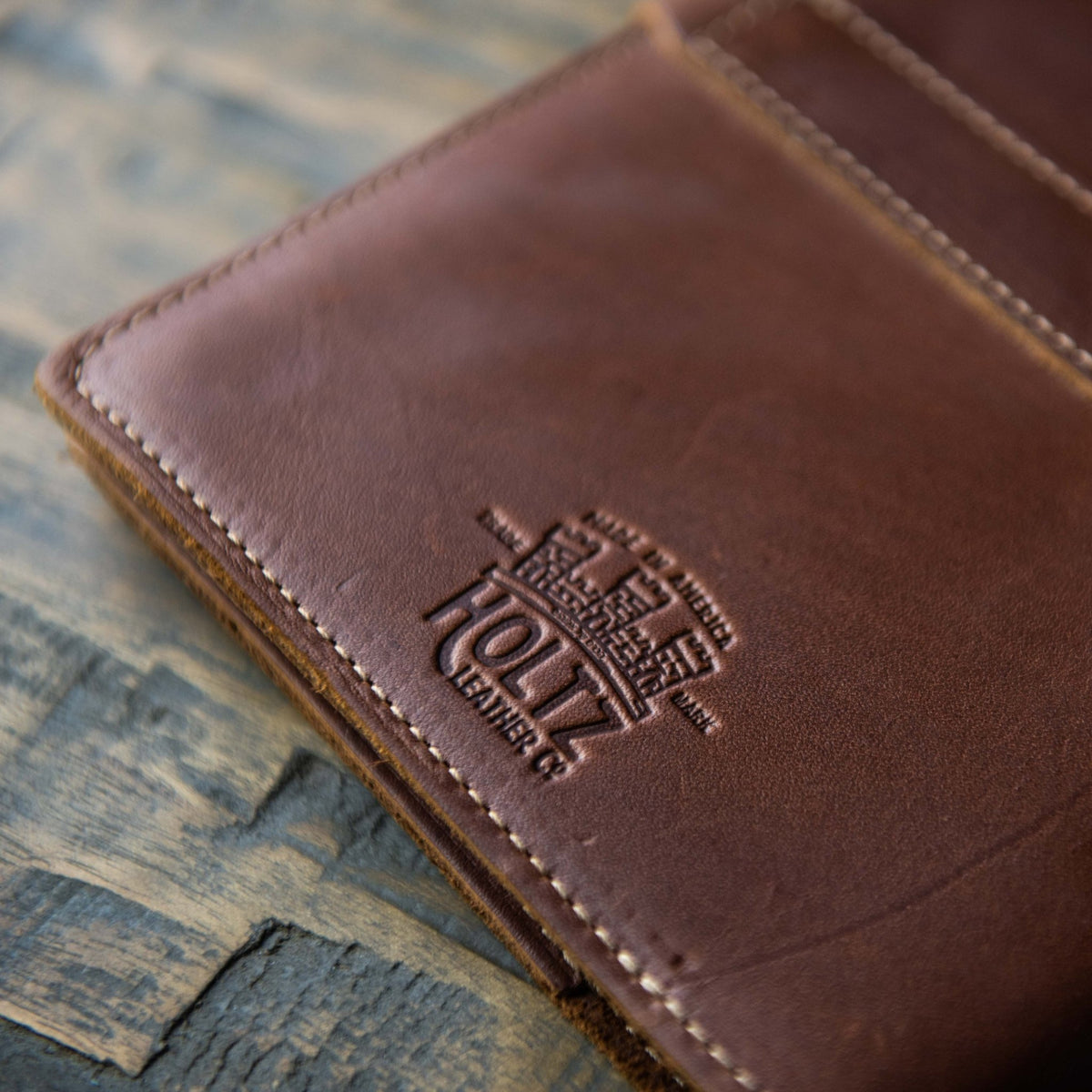 The Golf Inventor Personalized Fine Leather A5 Moleskine Journal Diary with Golf Logo - Holtz Leather