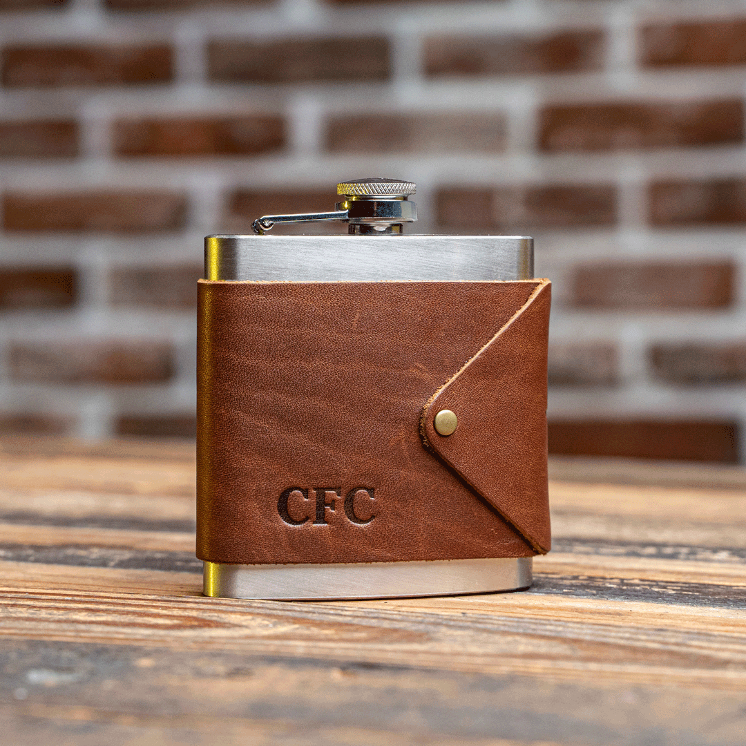 The Lucky Leather Flask Unique Personalized Groomsmen Gift - Holtz Leather