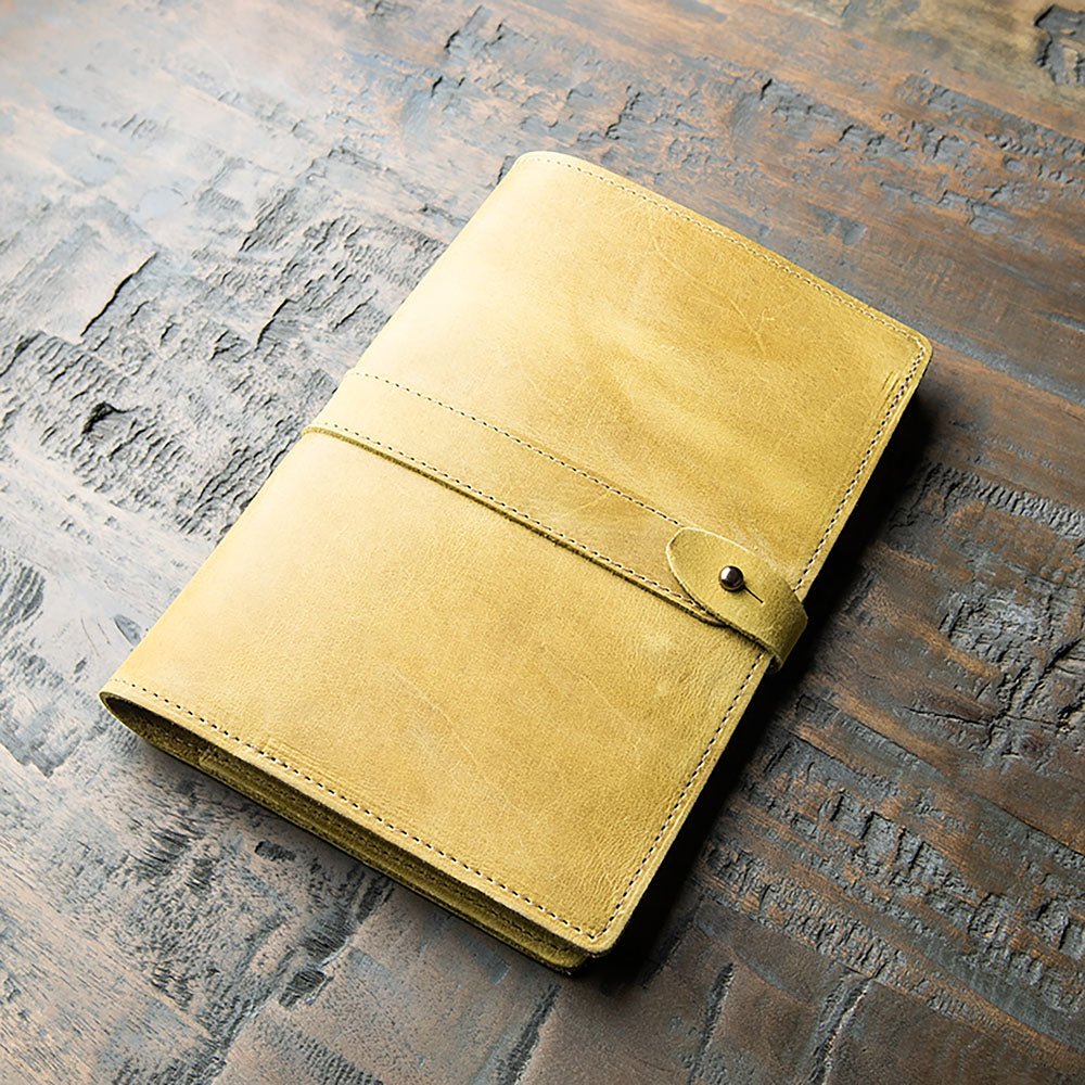 The Quiet Man Personalized Fine Leather Journal Gift for Groomsmen - Holtz Leather